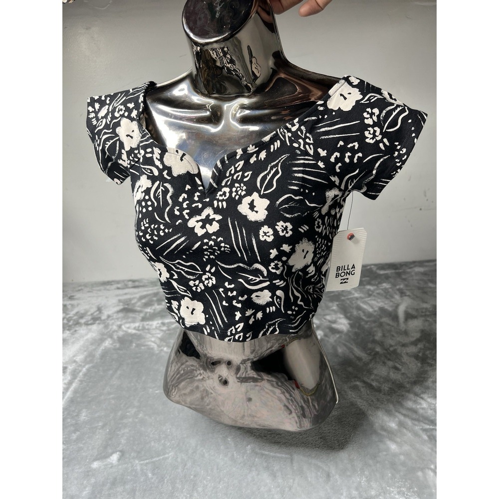 Billabong Shirt Women Small Smocked Puff Sleeve Floral Top Black Crop NWT